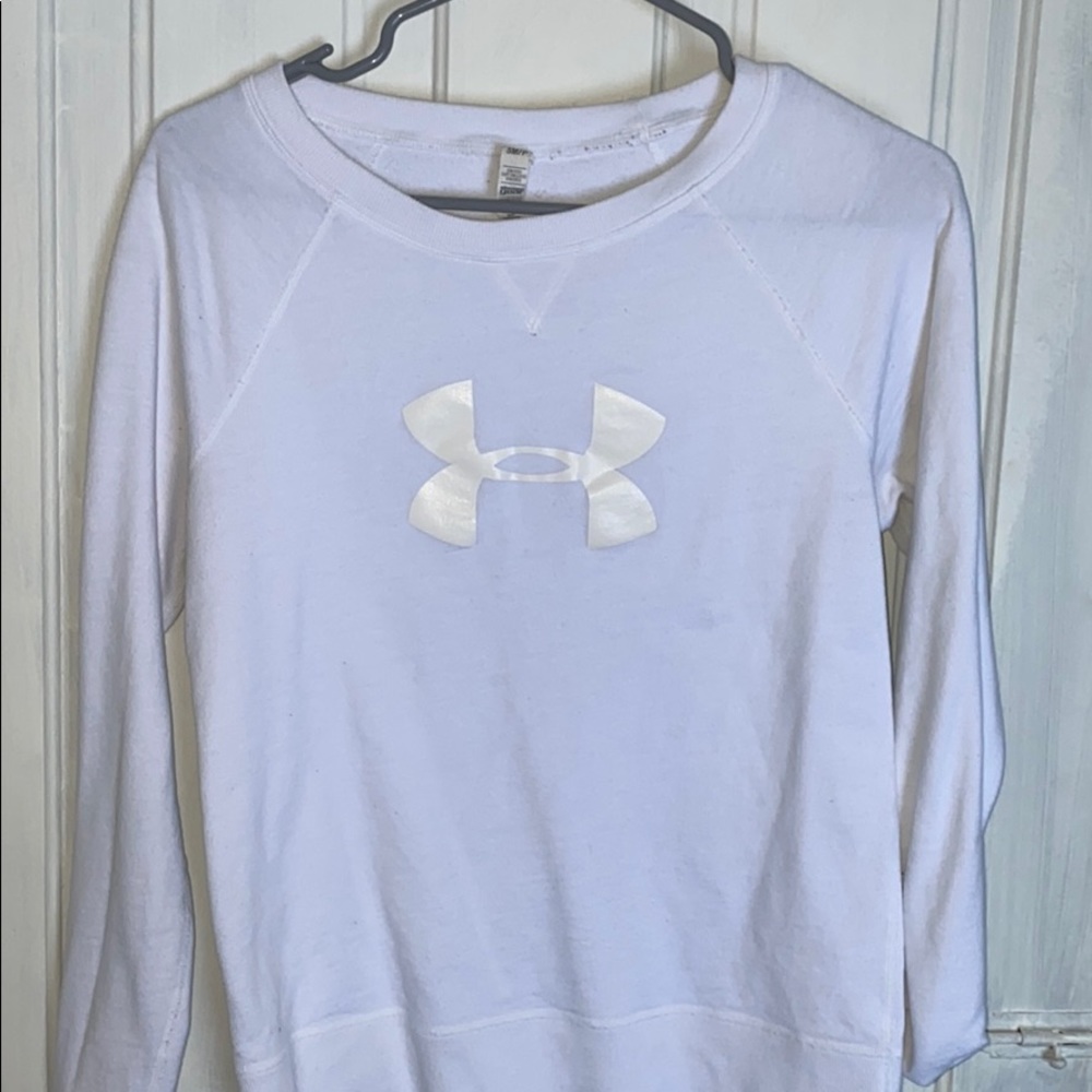White sweatshirt
